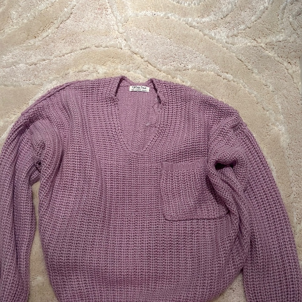 Size M sweater from forever 21